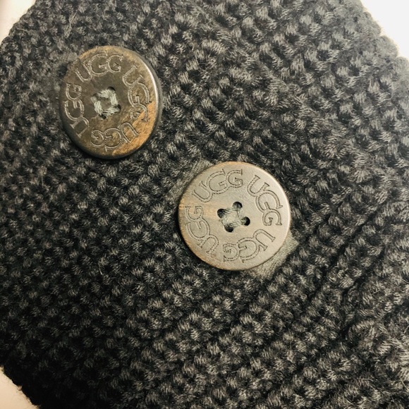 Ugg Cardy Boots - Picture 2 of 5